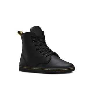✨BRAND NEW✨ DR. MARTEN MARTENS 🖤➕